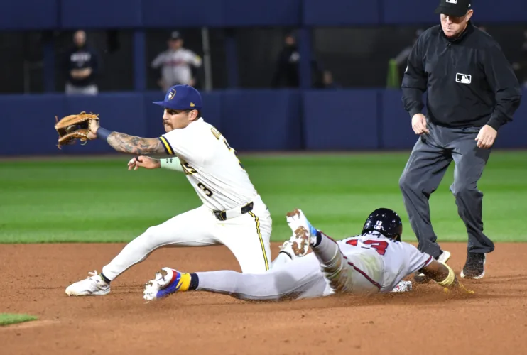 PHOTO GALLERY: A look at the Braves' 4-2 win vs. Brewers at the MLB Little League Classic